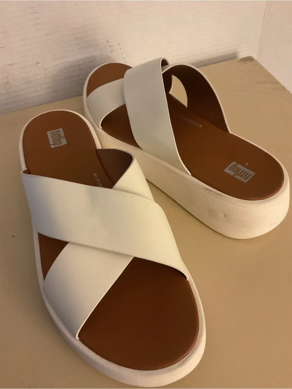Fitflop women white leather platform wedge slide sandals US 10